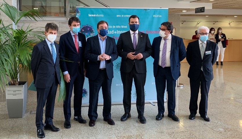 Humberto Arnés, Juan López-Belmonte, Guillermo Fernández Vara, Luis Salaya, José Mª Vergeles y Jesús María Fernández.