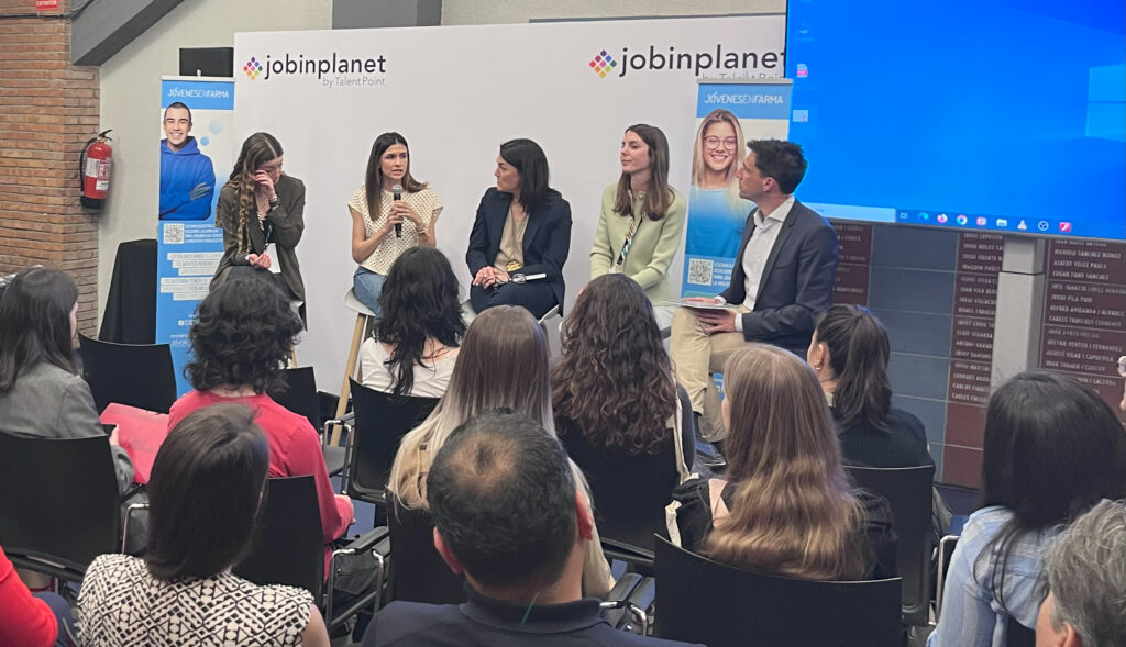 Presentación de Jóvenes en Farma en JoBarcelona.