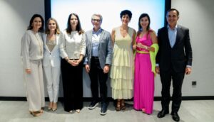 De izquierda a derecha, Inmaculada Gil, Ana Bosch, Jesús Ponce, Elma Sáiz, Sandra Orta y Juan Yermo.