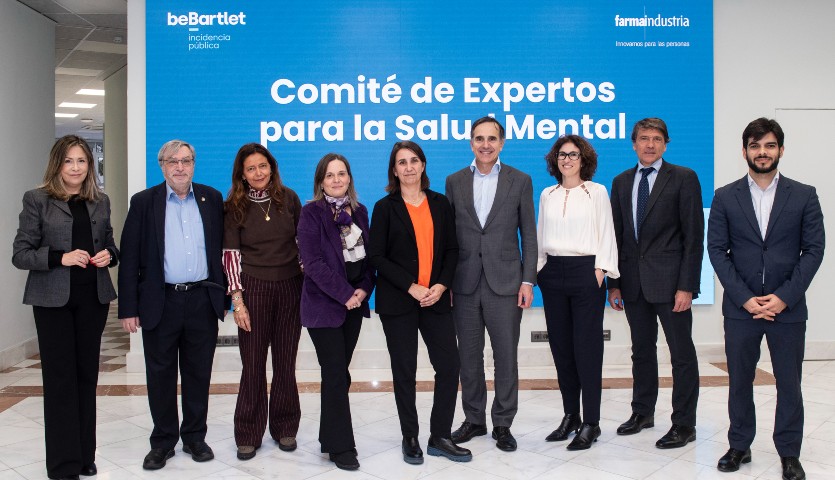 Carina Escobar, Fernando Chacón, Marina Díaz Marsá, Fina Lladós, Caridad Pontes, Juan Yermo, Arantxa Sancho, Celso Arango y Gabriel Sanmartín. Carina Escobar, Fernando Chacón, Marina Díaz Marsá, Fina Lladós, Caridad Pontes, Juan Yermo, Arantxa Sancho, Celso Arango y Gabriel Sanmartín.